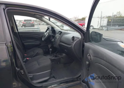 2017 Nissan Versa 1.6 S z USA, uszkodzony, nr VIN 3N1CN7AP6HL845360